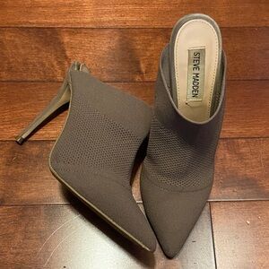 Steve Madden Women's Taupe Pointed Heels